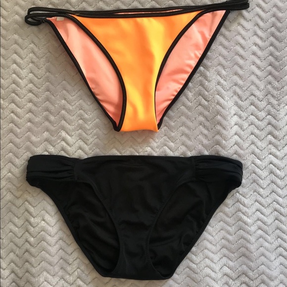 Victoria’s Secret bikini bottoms - Picture 1 of 3
